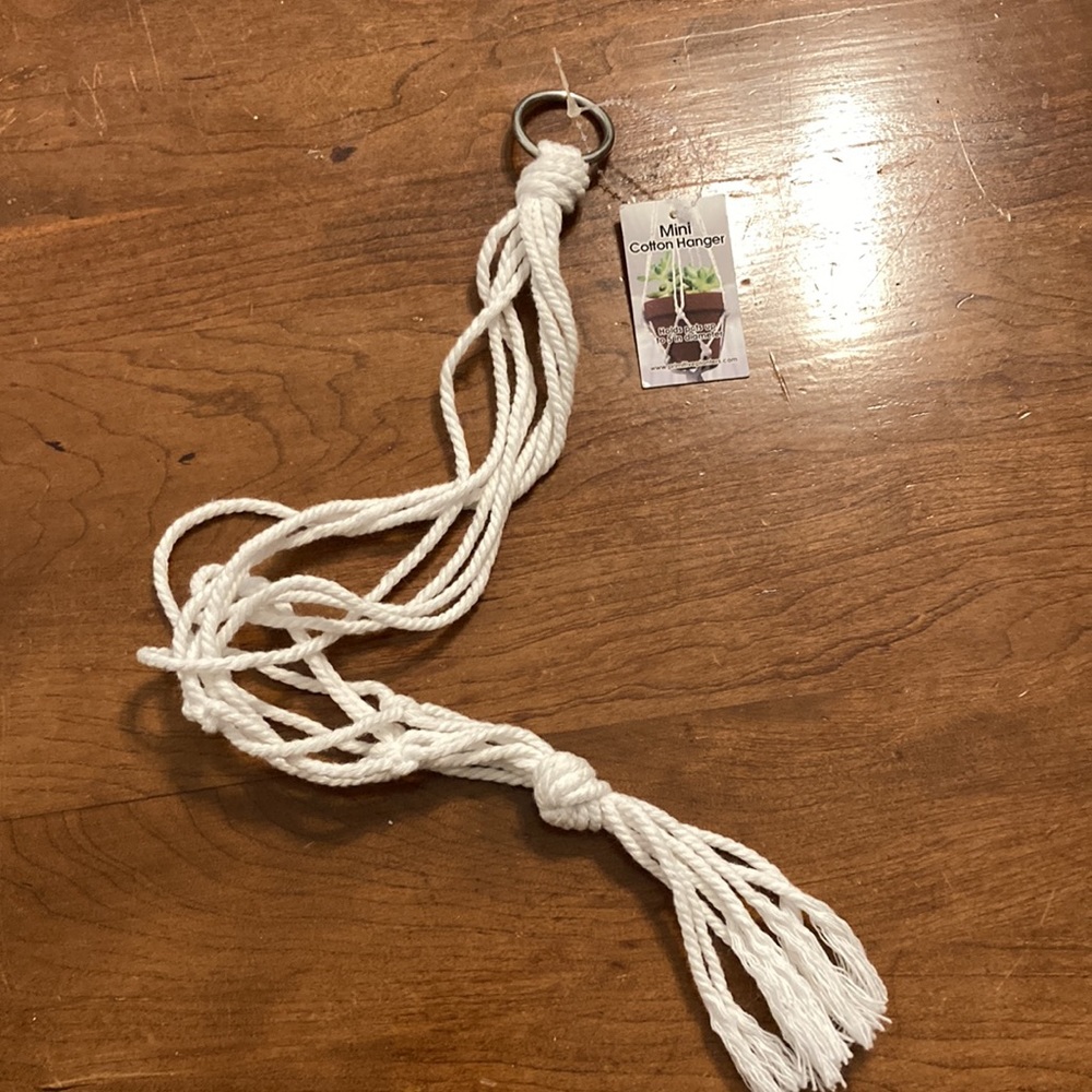 Plant hanger - Picture 3 of 4